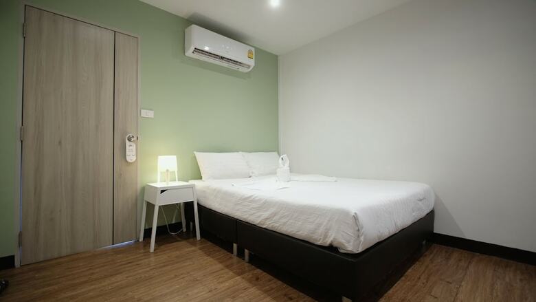 Hotel Resort V - Mrt Huai Khwang