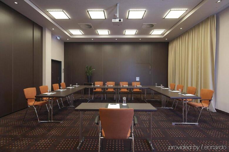 Intercityhotel Berlin Brandenburg Airport