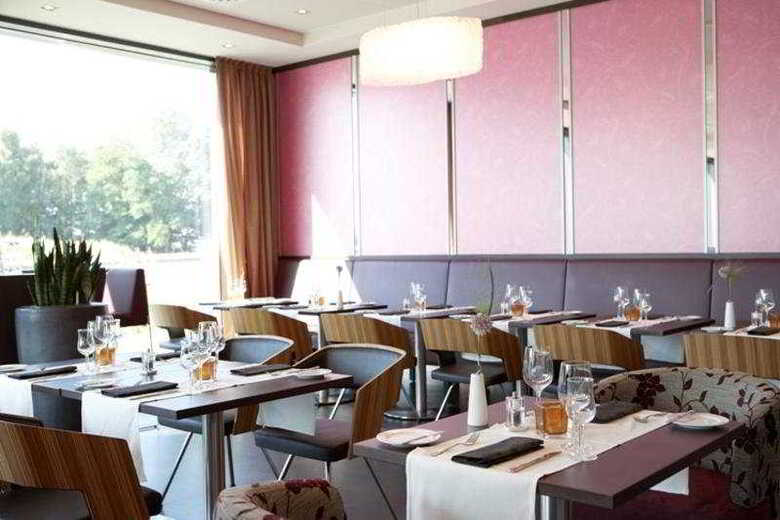 Intercityhotel Berlin Brandenburg Airport