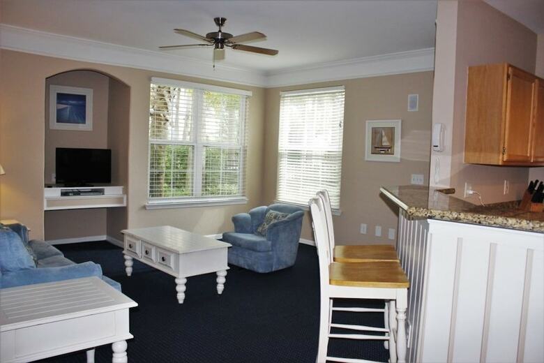 Runaway Beach Club 18102 - Two Bedroom Condo