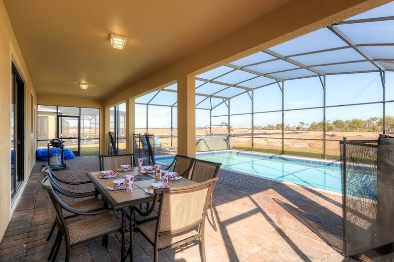 Providence 2371 - Seven Bedroom Villa With Private Pool