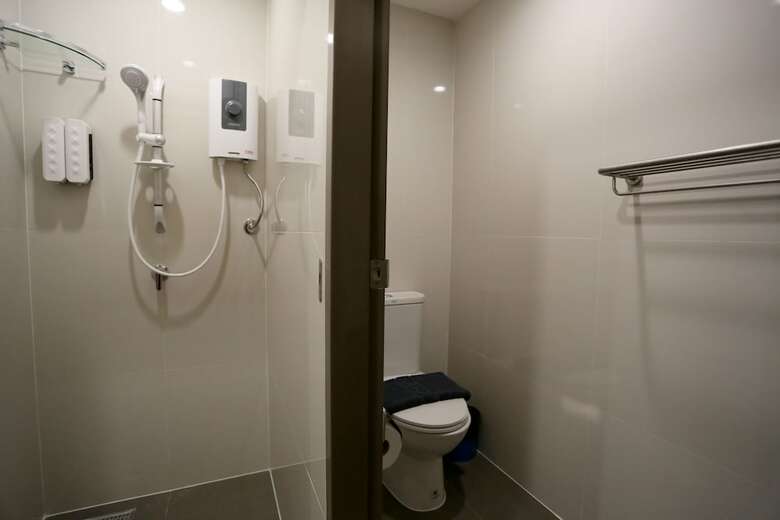 Hostal Bangkok Oasis Hotel