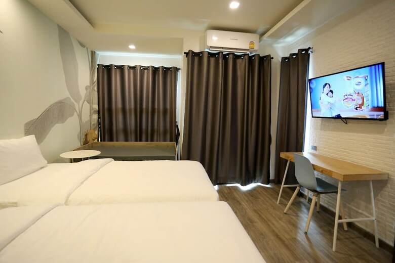 Hostal Bangkok Oasis Hotel