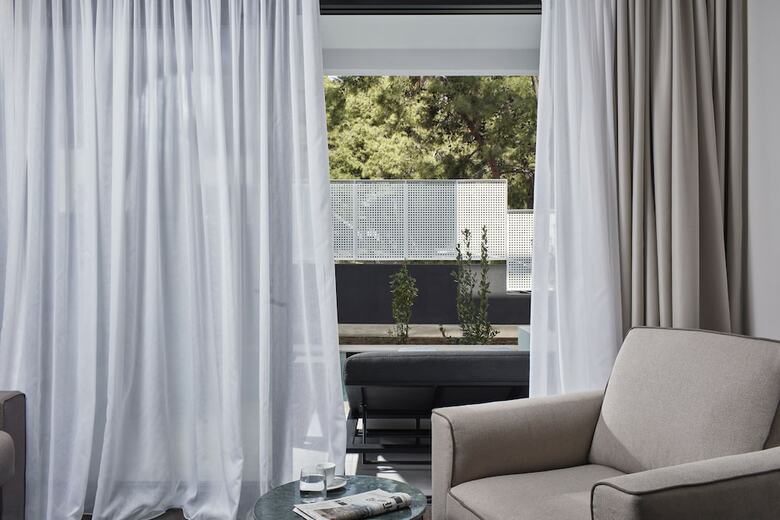 Azur Hotel
