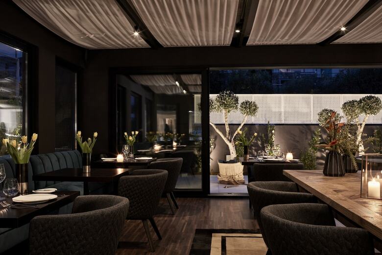 Azur Hotel