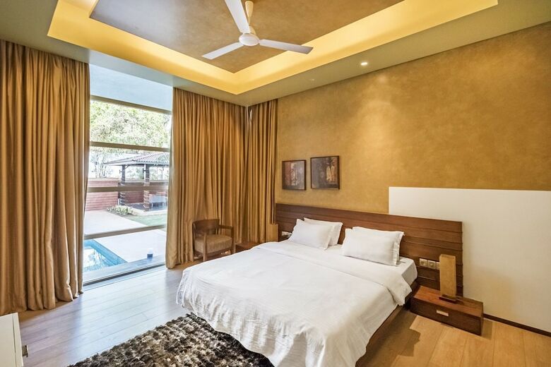Guesthouser 4 Bhk Villa 4238