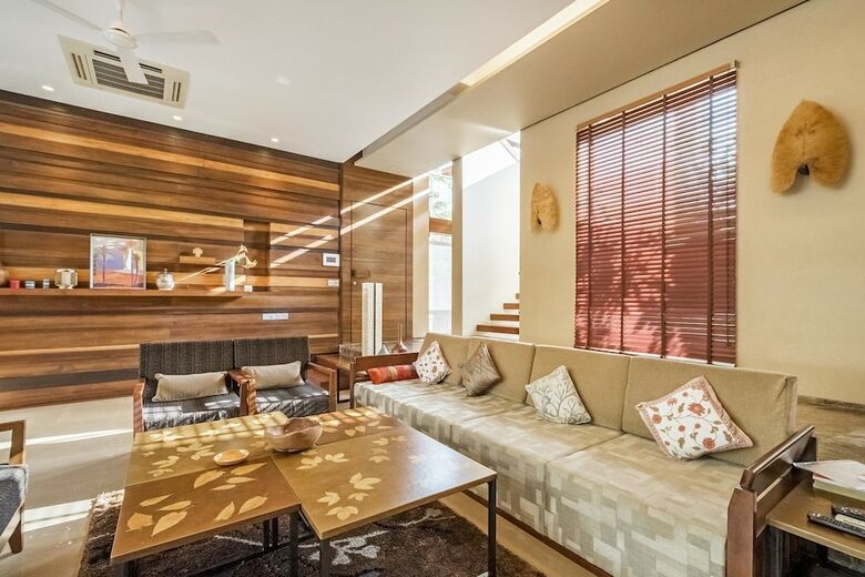 Guesthouser 4 Bhk Villa 4238