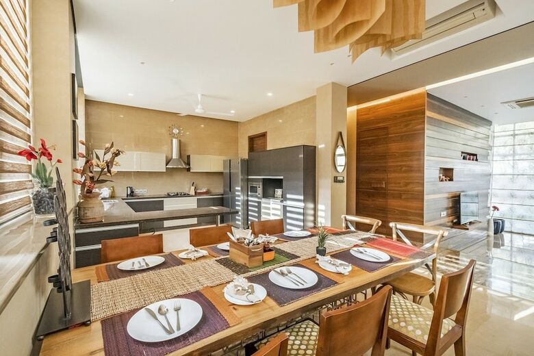 Guesthouser 4 Bhk Villa 4238