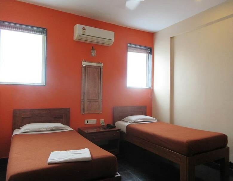 Hotel Room Maangta 132 - Vile Parle West