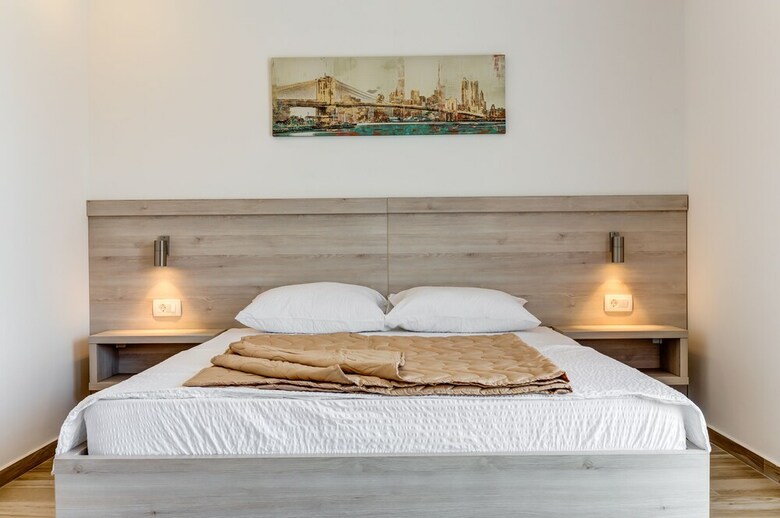 Aparthotel Almare Apartments  Budva