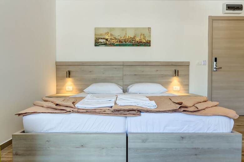 Aparthotel Almare Apartments  Budva