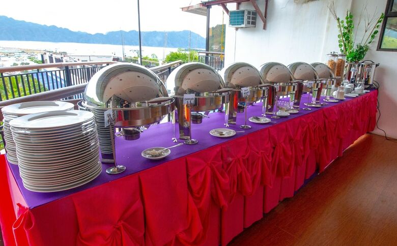 Hotel Skylodge Resort