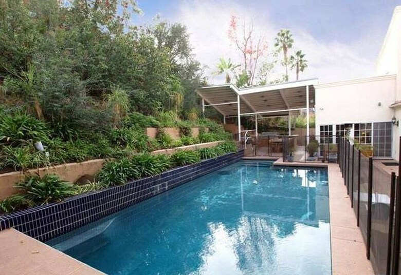 Hollywood Hills Upscale