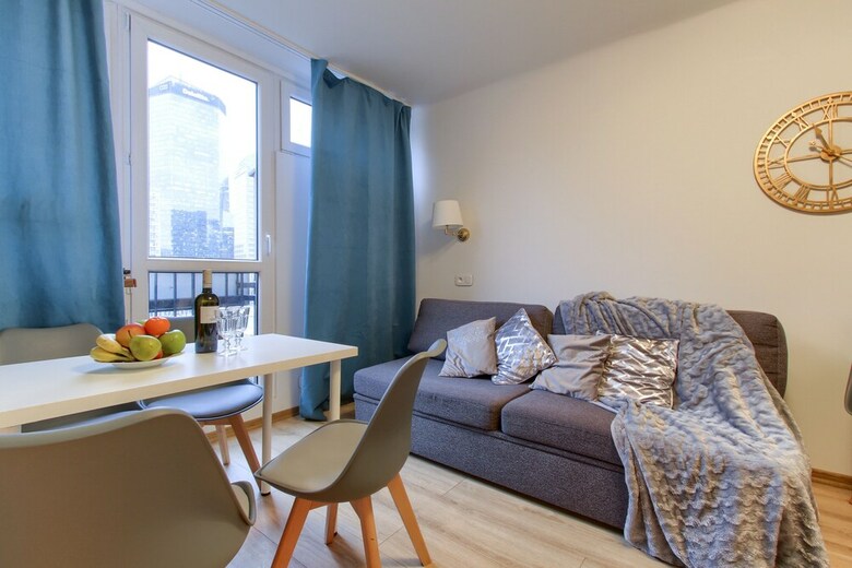 Unit Short Rent Apartment By Warsaw Metro Station