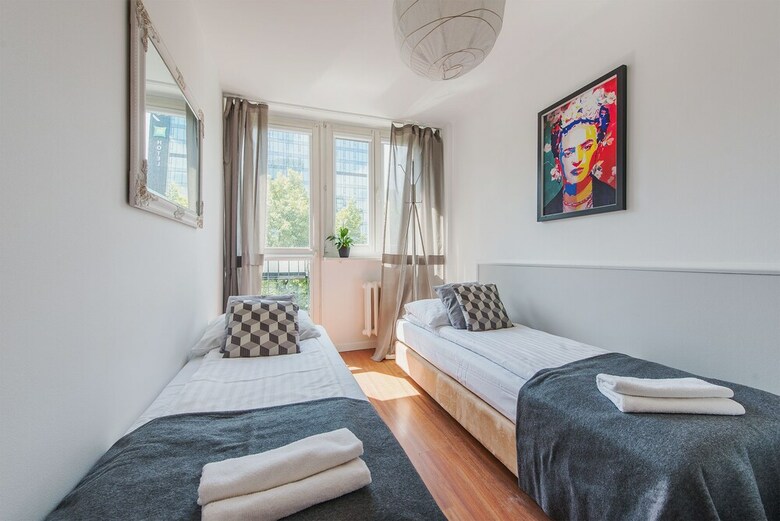 Unit Short Rent Apartment By Warsaw Metro Station