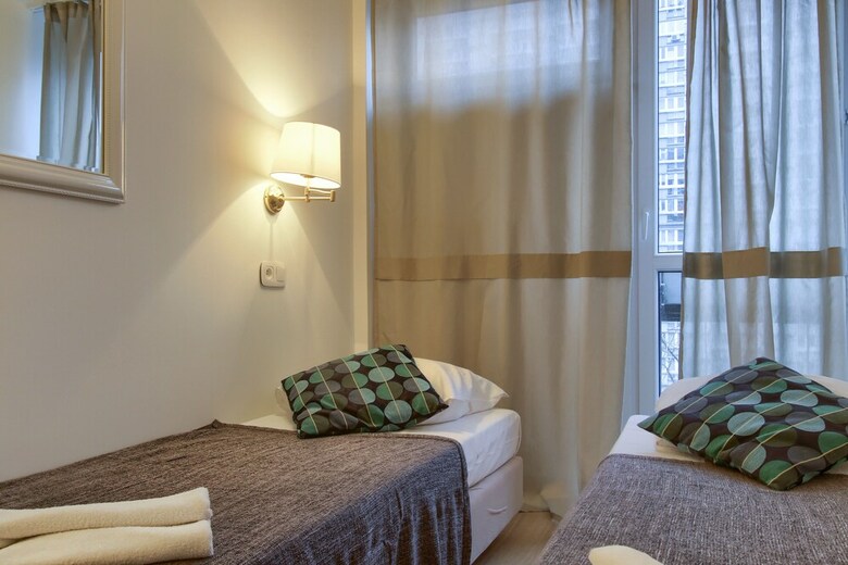 Unit Short Rent Apartment By Warsaw Metro Station