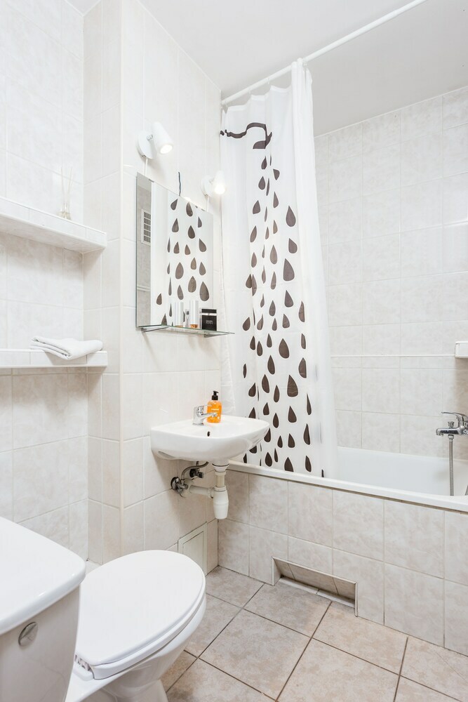 Unit Short Rent Apartment By Warsaw Metro Station