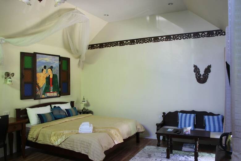 Hotel Nan Rim Nam Resort