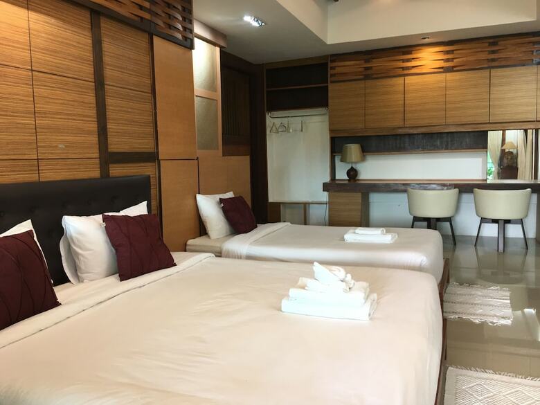 Hotel Nan Rim Nam Resort