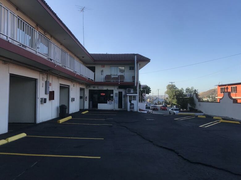 Motel Hotel Guillen Jr