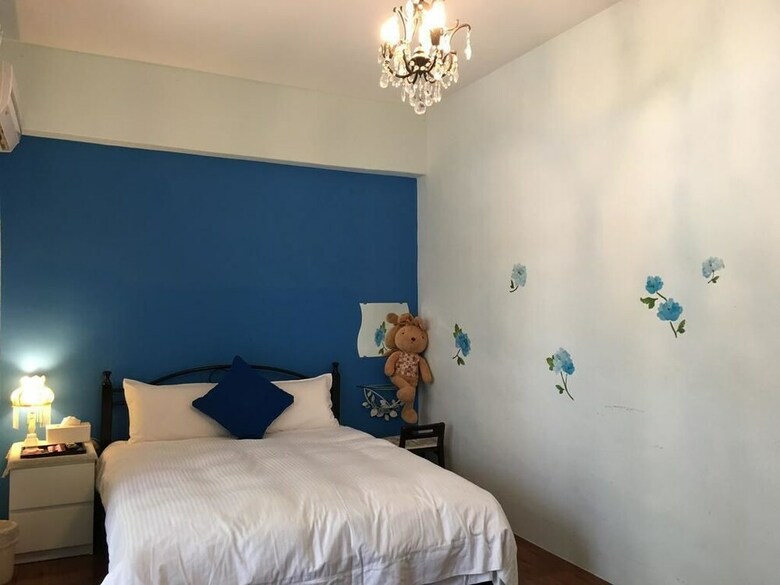 Bed & Breakfast The Summer Of Memory
