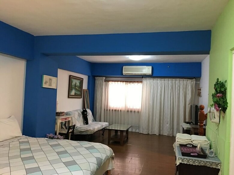 Bed & Breakfast The Summer Of Memory