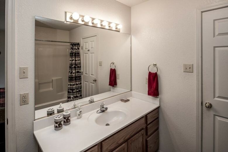 New Mexico Mountain Retreat - Three Bedroom Cabin