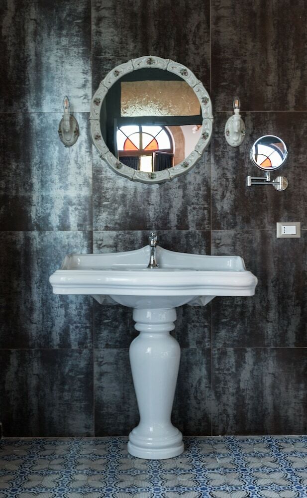 Bed & Breakfast Alexander Art Nouveau Suites