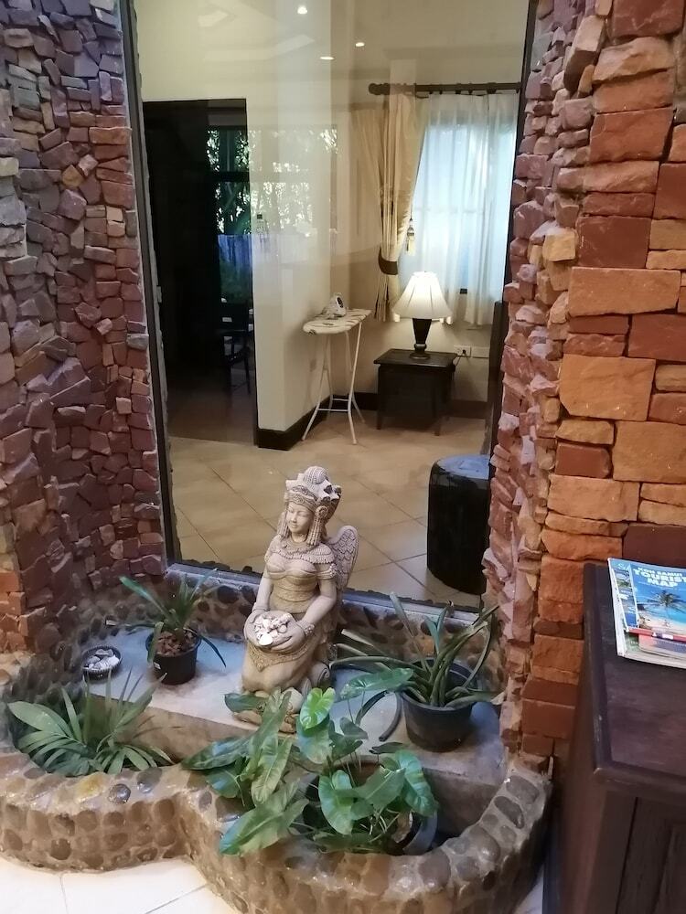 Polina Park Hotel