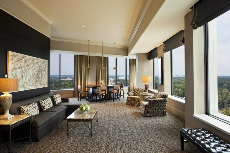 Hotel Sheraton Greensboro At Four Seasons
