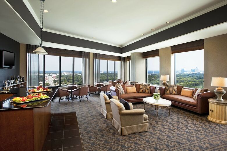Hotel Sheraton Greensboro At Four Seasons
