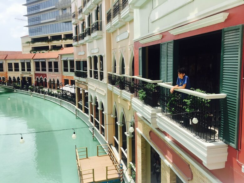 Grace At Mckinley Hill Global City