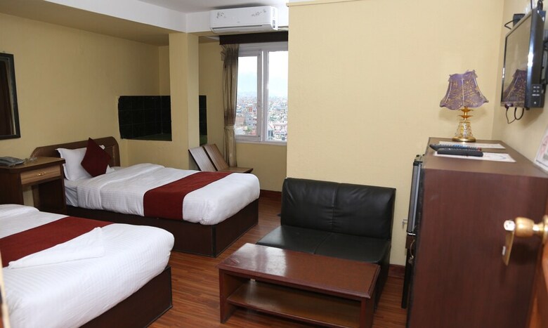 Hotel Holy Temple Tree & Chautari Cafe.