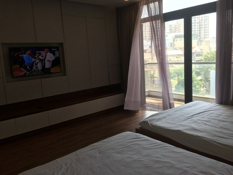 Hotel Luxury Apartment - Free Airport Shuttle