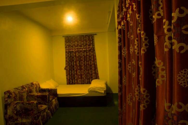 Bed & Breakfast Pradhan House Homestay