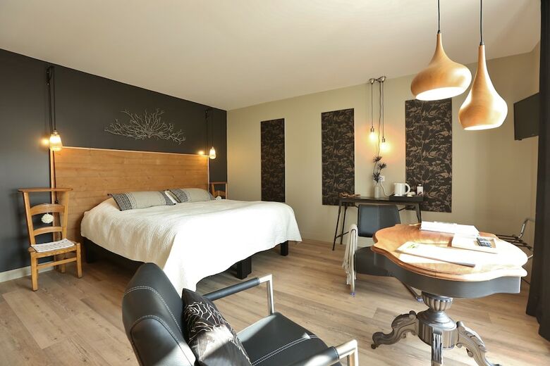Hotel Herbes Folles