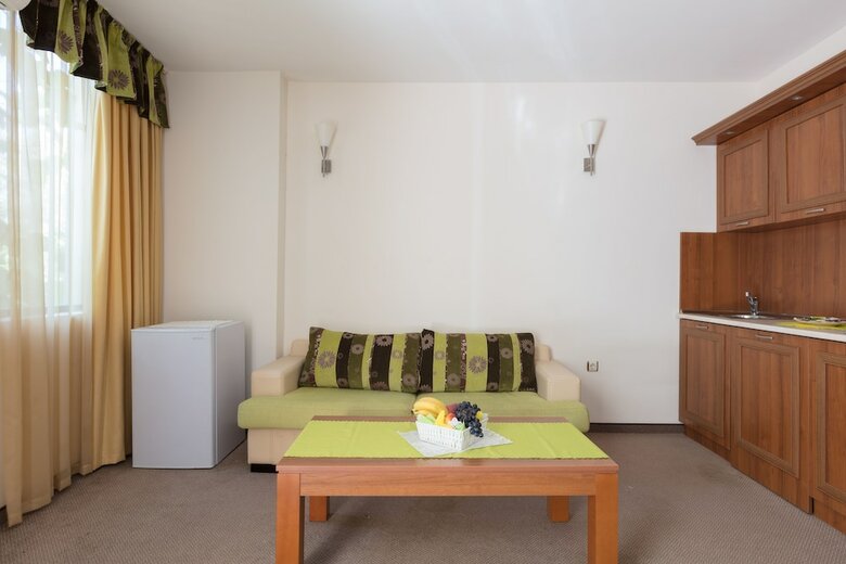 Beach Family Apartment