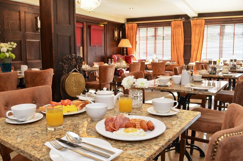 Hotel Celtic Lodge Guesthouse - Restaurant & Bar