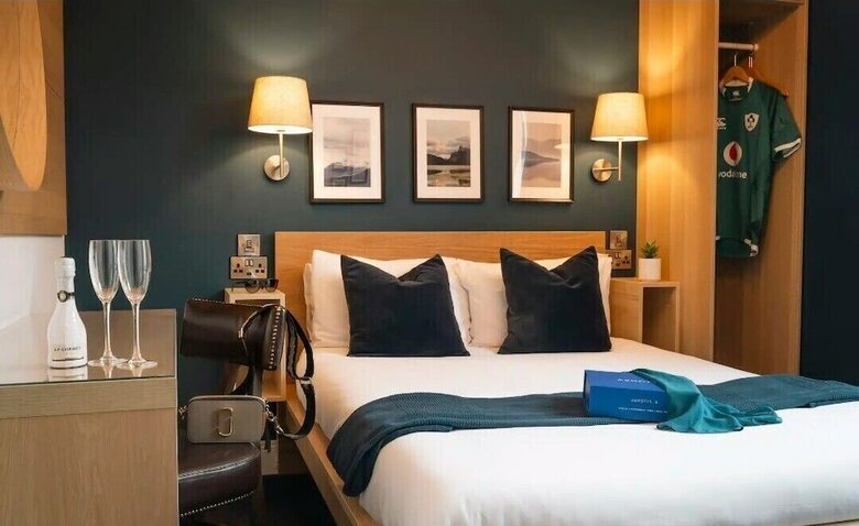 Hotel Celtic Lodge Guesthouse - Restaurant & Bar