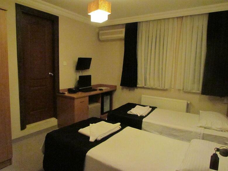 Agora Boutique Hotel & Bistro