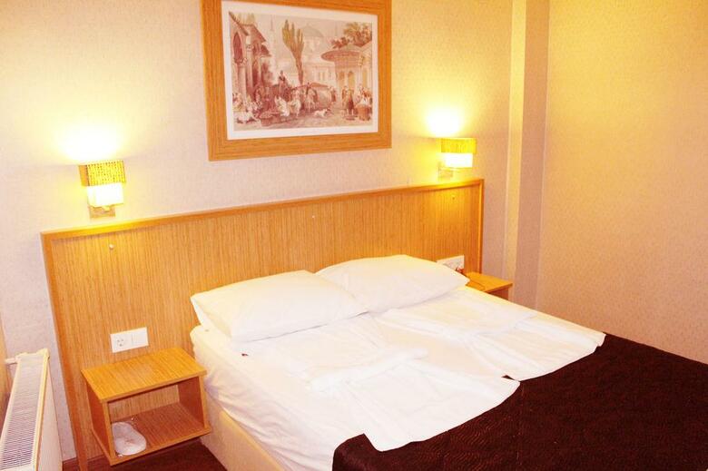 Agora Boutique Hotel & Bistro