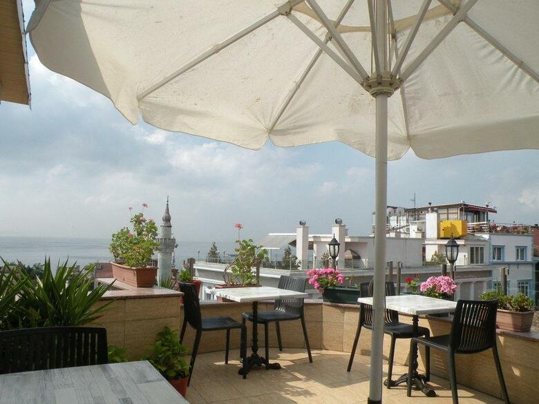 Agora Boutique Hotel & Bistro