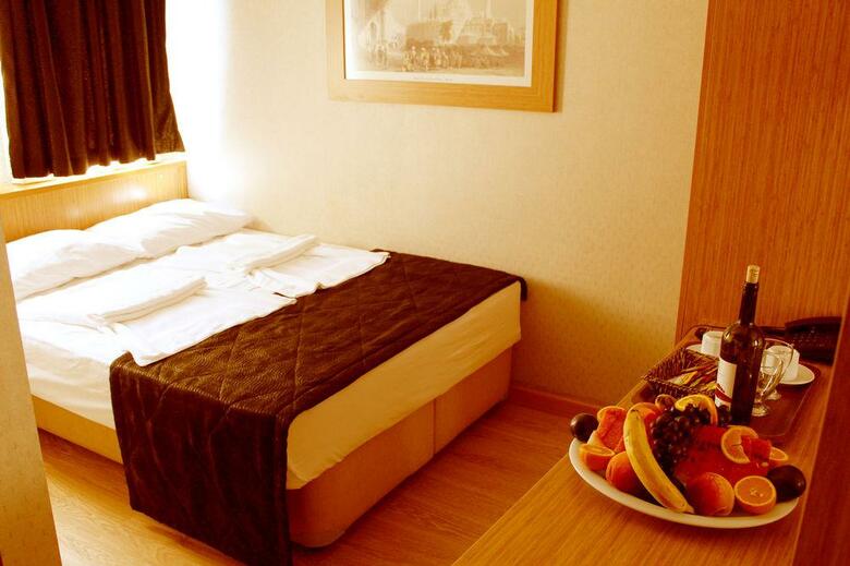Agora Boutique Hotel & Bistro