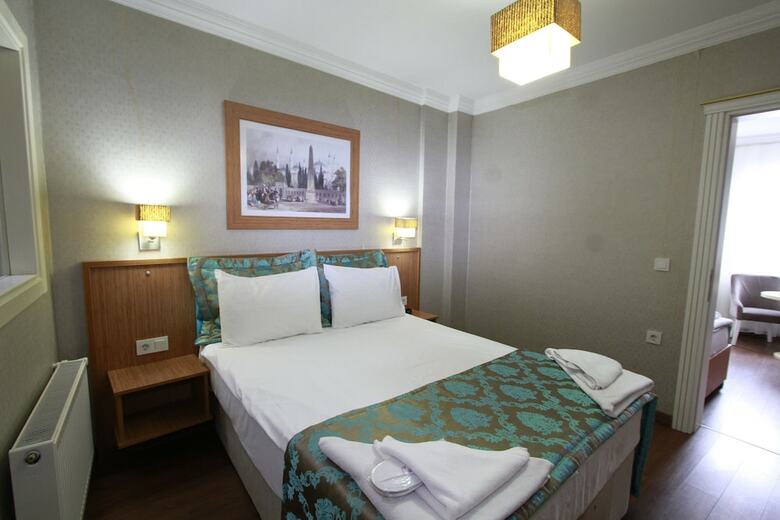 Agora Boutique Hotel & Bistro
