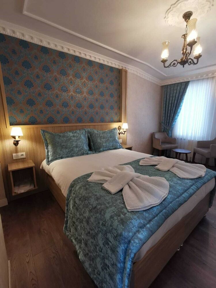 Agora Boutique Hotel & Bistro
