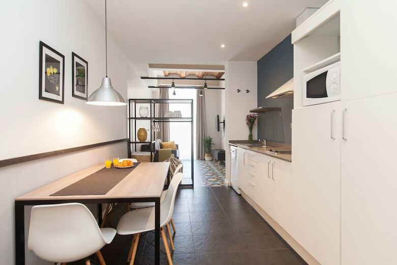 Short Stay Group Liceu Serviced Apartments