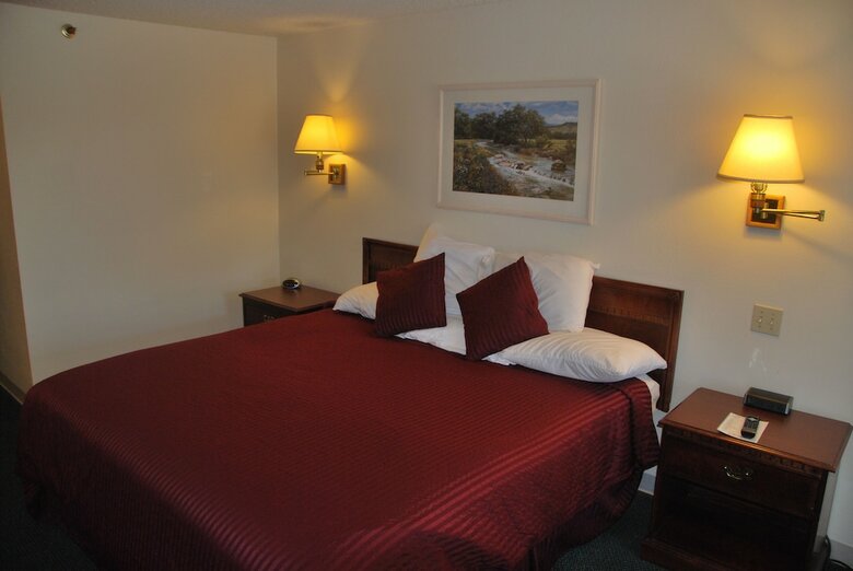 Hotel National 9 Price