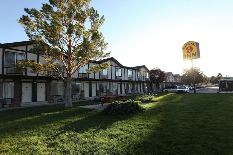 Hotel National 9 Price