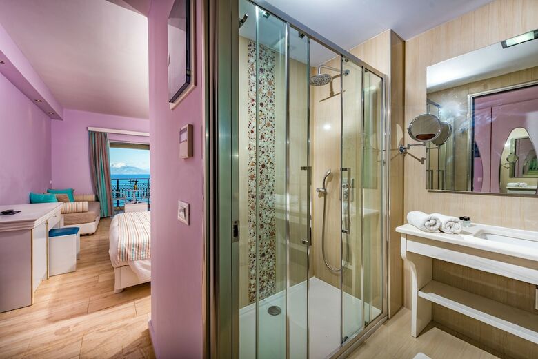 Hotel Alexandra Beach Resort & Spa