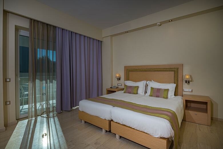 Hotel Alexandra Beach Resort & Spa
